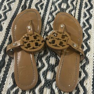 Tory sandals size 7.5